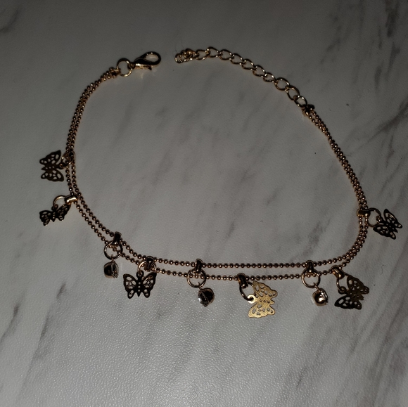 Gold Butterfly Anklet - Picture 3 of 3